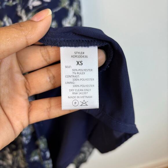 ASTR The Label Flutter Sleeve Maxi Dress Size XS Blue Green Floral Party Dinner - Picture 12 of 13